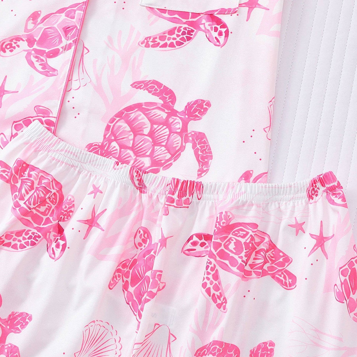 Cozy Cute Ocean Seashell Turtle Print Short Pajama Set