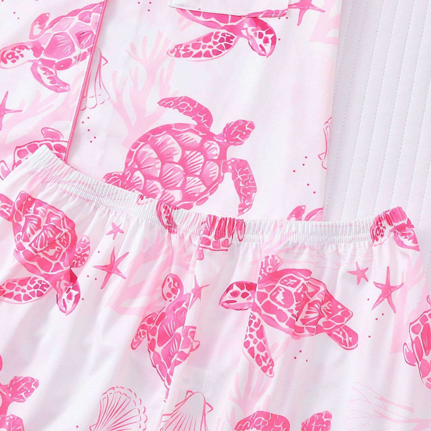 Cozy Cute Ocean Seashell Turtle Print Short Pajama Set