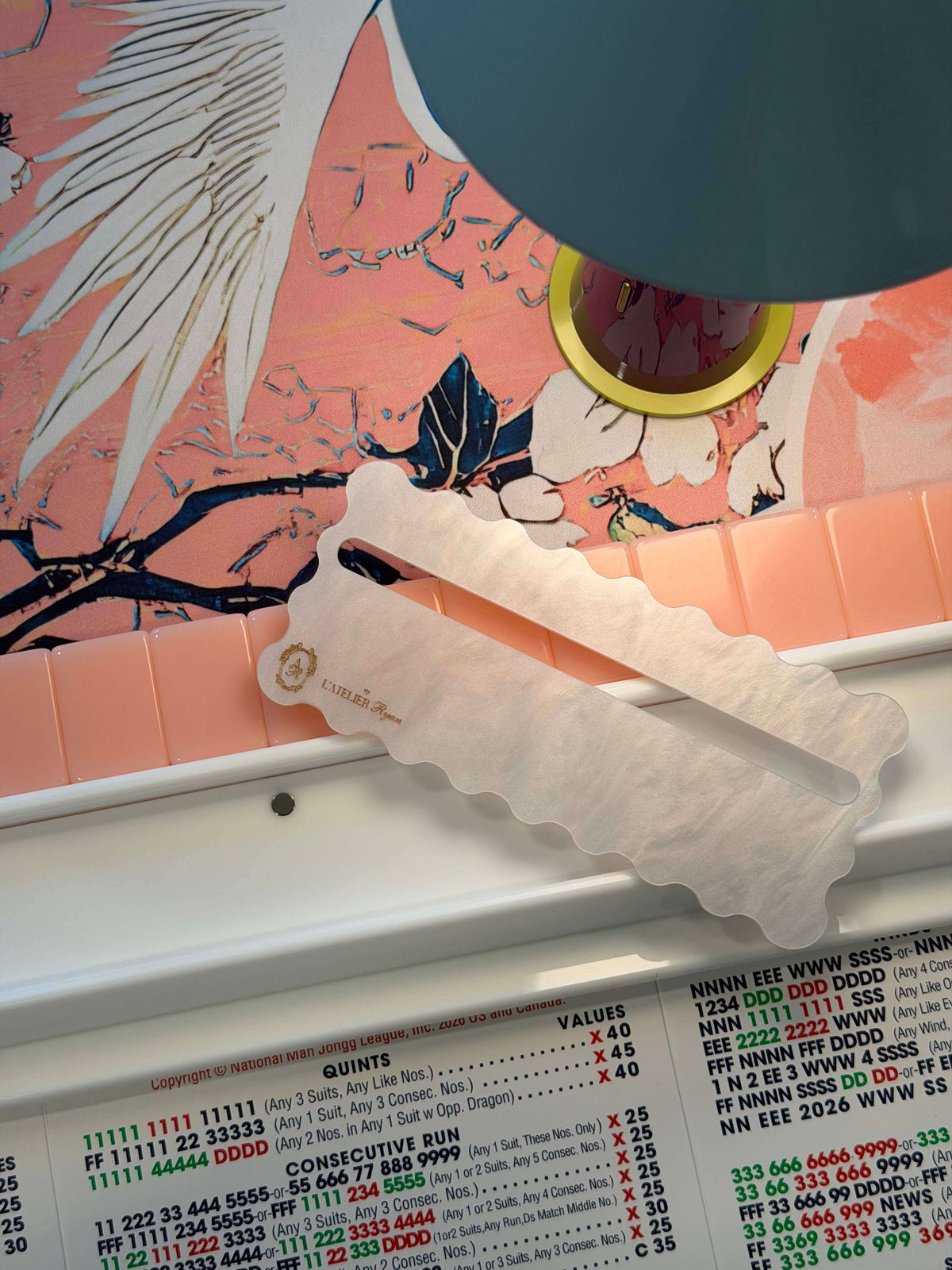 White Pearl Mahjong Line Reader with Gold