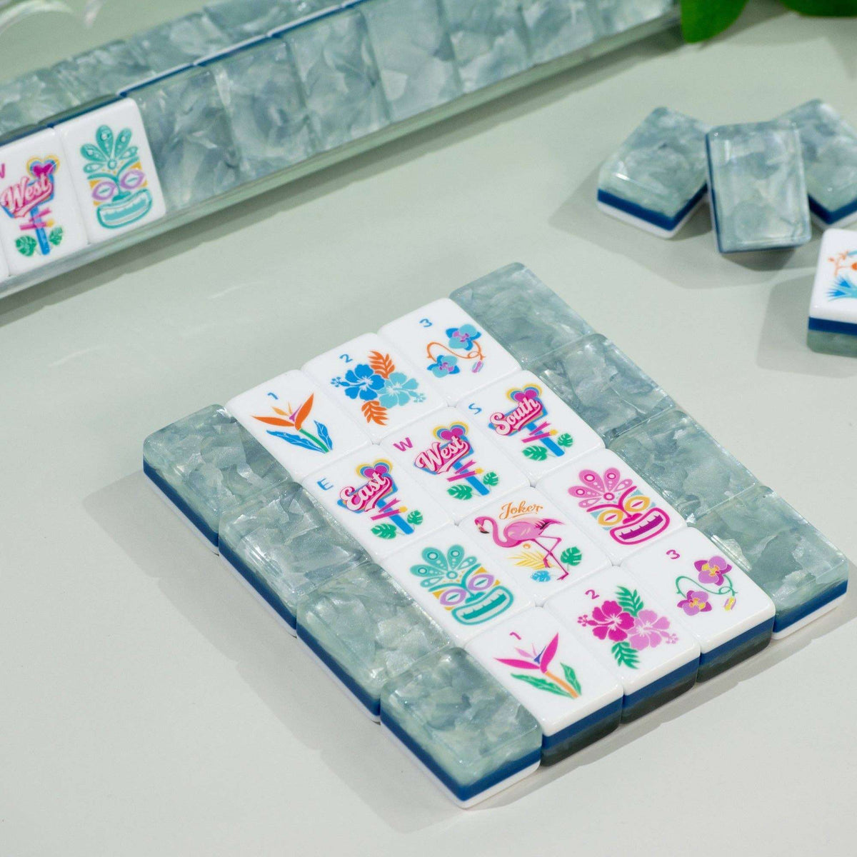 Palm Beach Mahjong Set - Moonstone Pearl