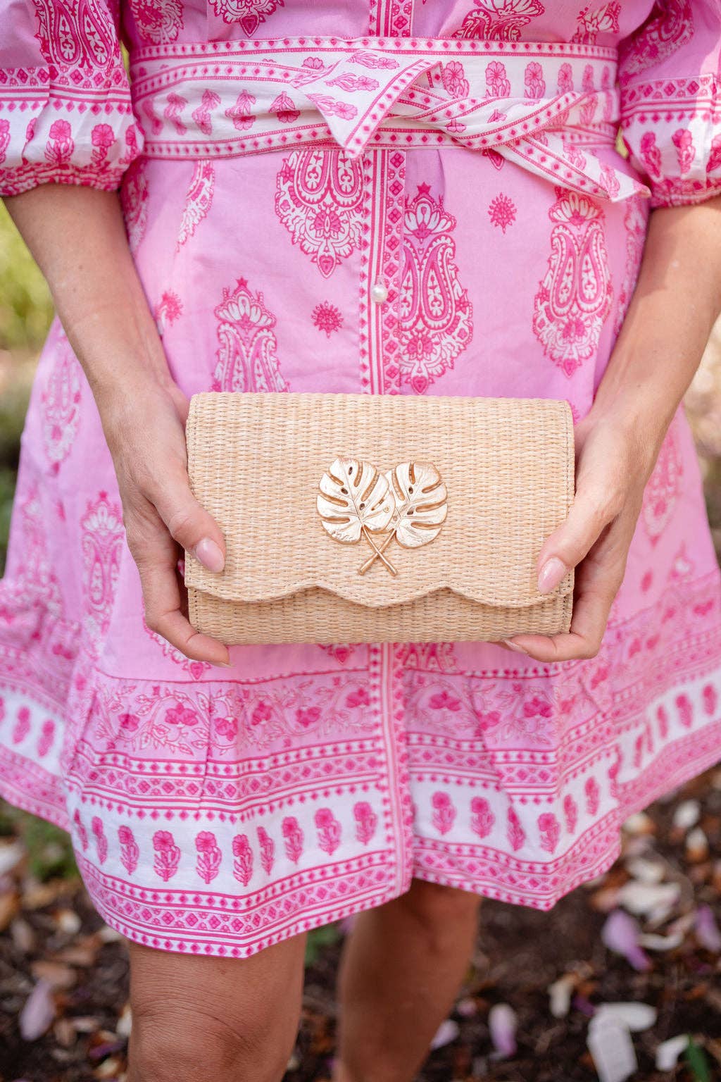 Scalloped Ruby Straw Clutch- Gold Charm - WS