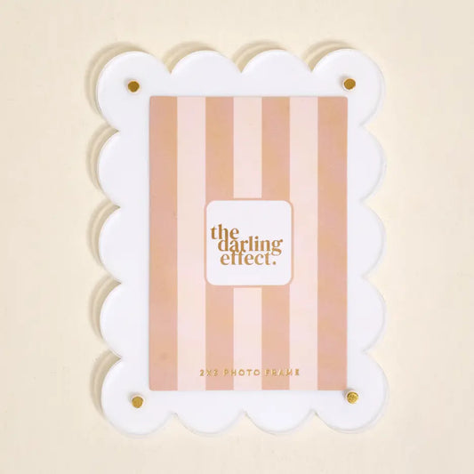 Rectangle Scalloped Acrylic Picture Frame-White