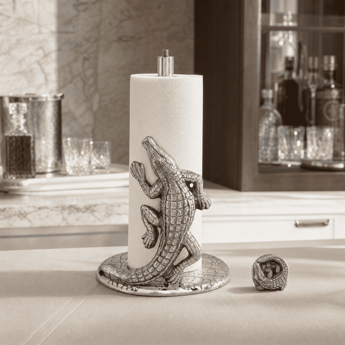 Alligator Paper Towel Holder