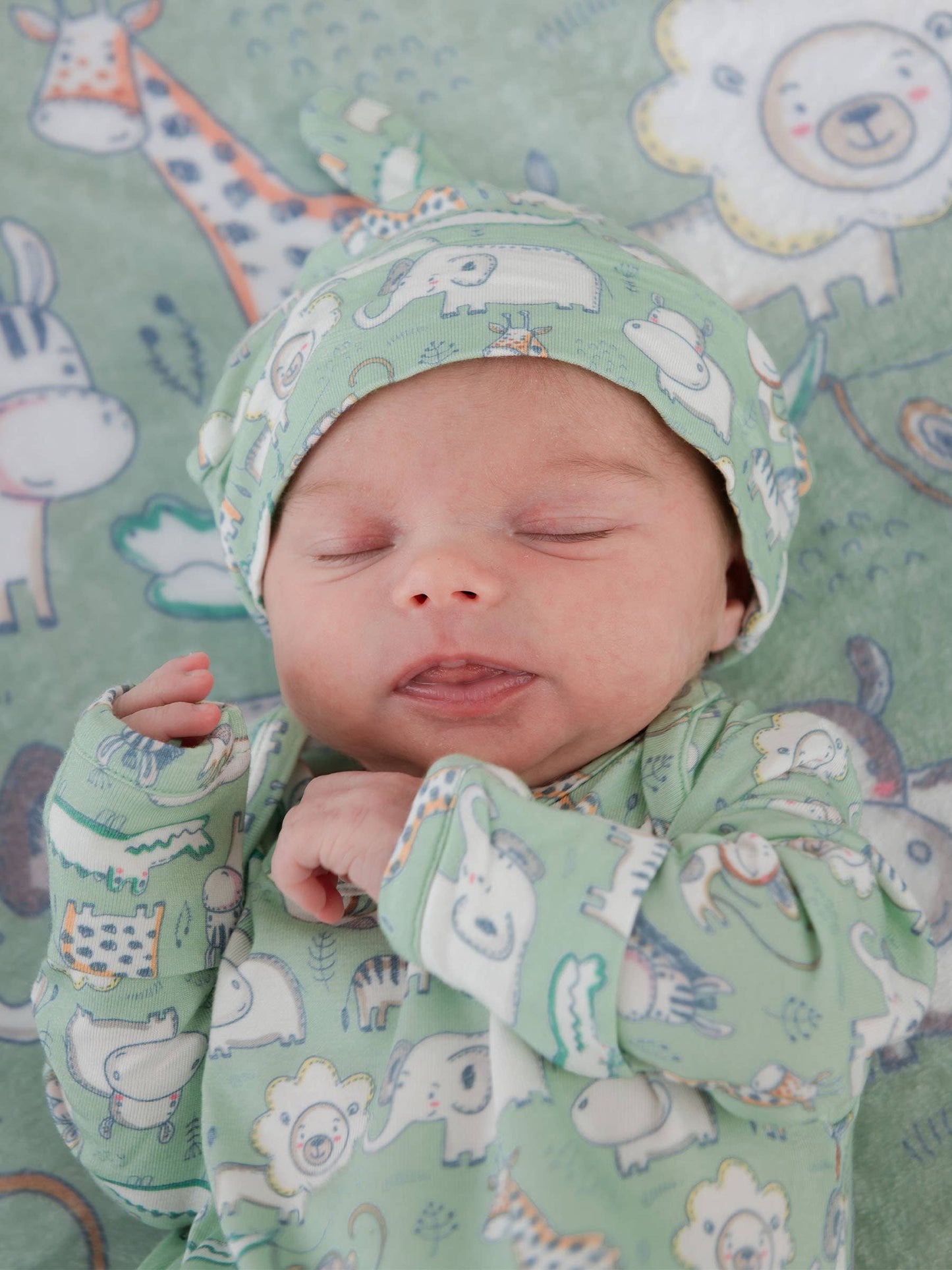 SoftSnooze™ Baby Bamboo Viscose Sage Safari Knotted Sleep Gown & Hat Set