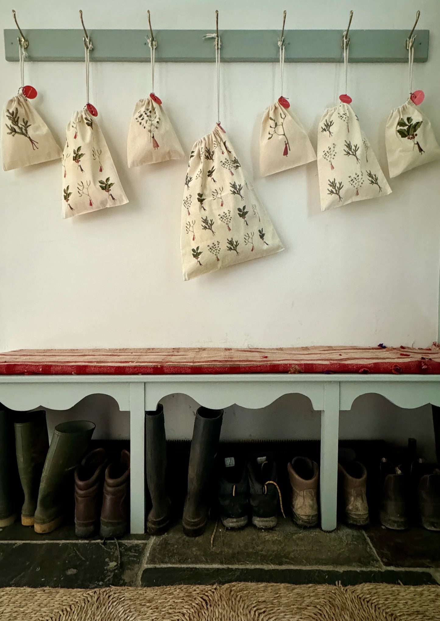 Laura Stoddart Medium Bag - Holly & Mistletoe