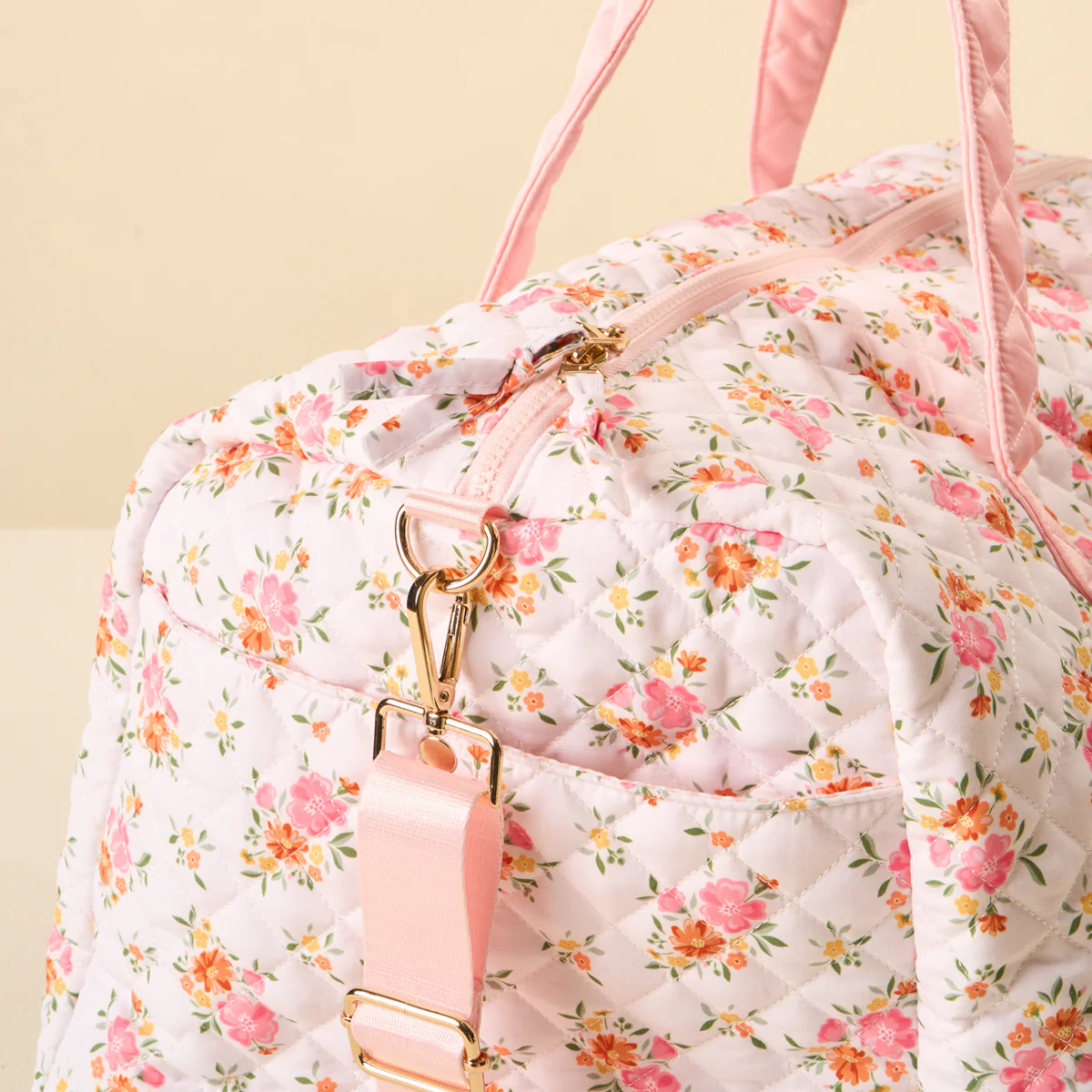On-the-Go Quilted Weekender Bag-Endless Daydream Cream