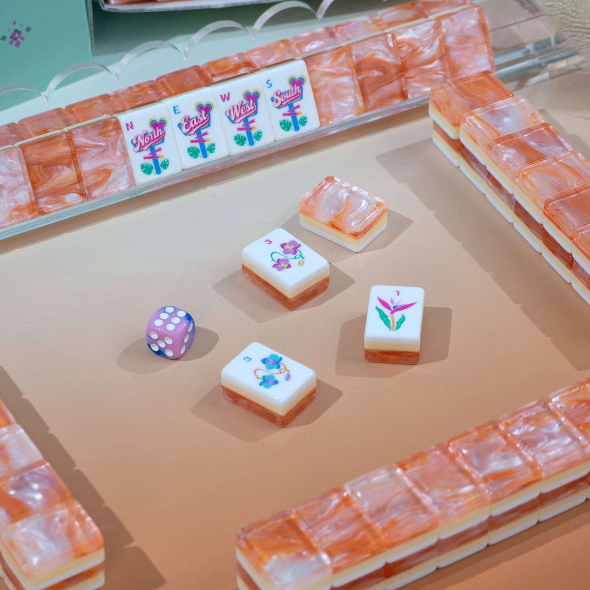 Palm Beach Mahjong Set - Coral Glow