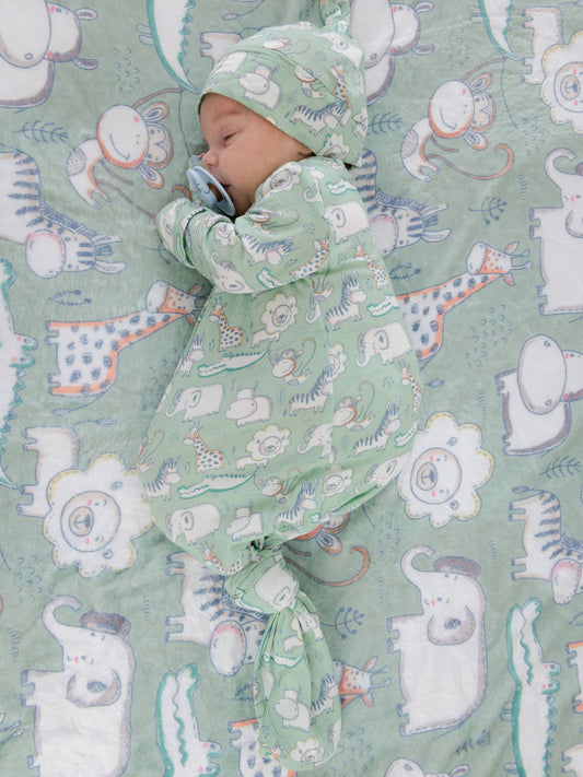 SoftSnooze™ Baby Bamboo Viscose Sage Safari Knotted Sleep Gown & Hat Set