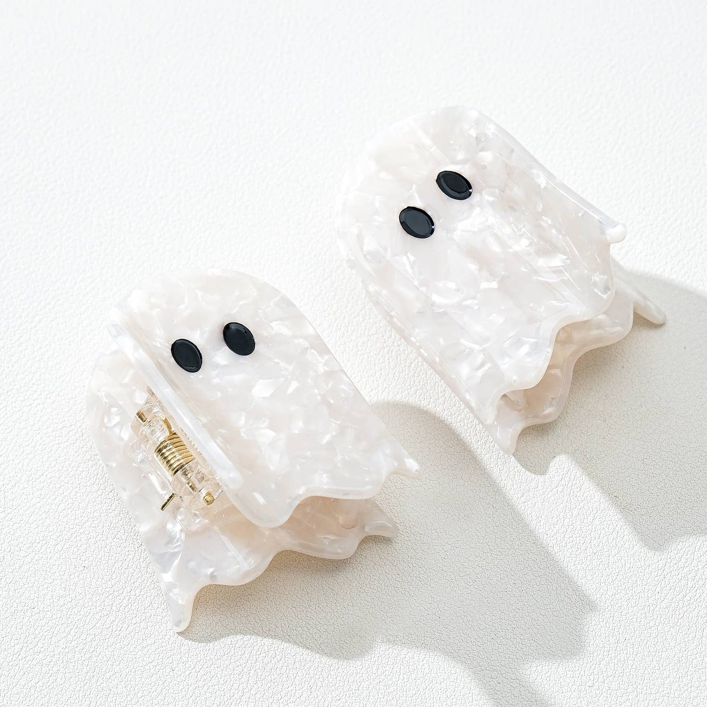 Pearl Ghost Claw Clip - Small